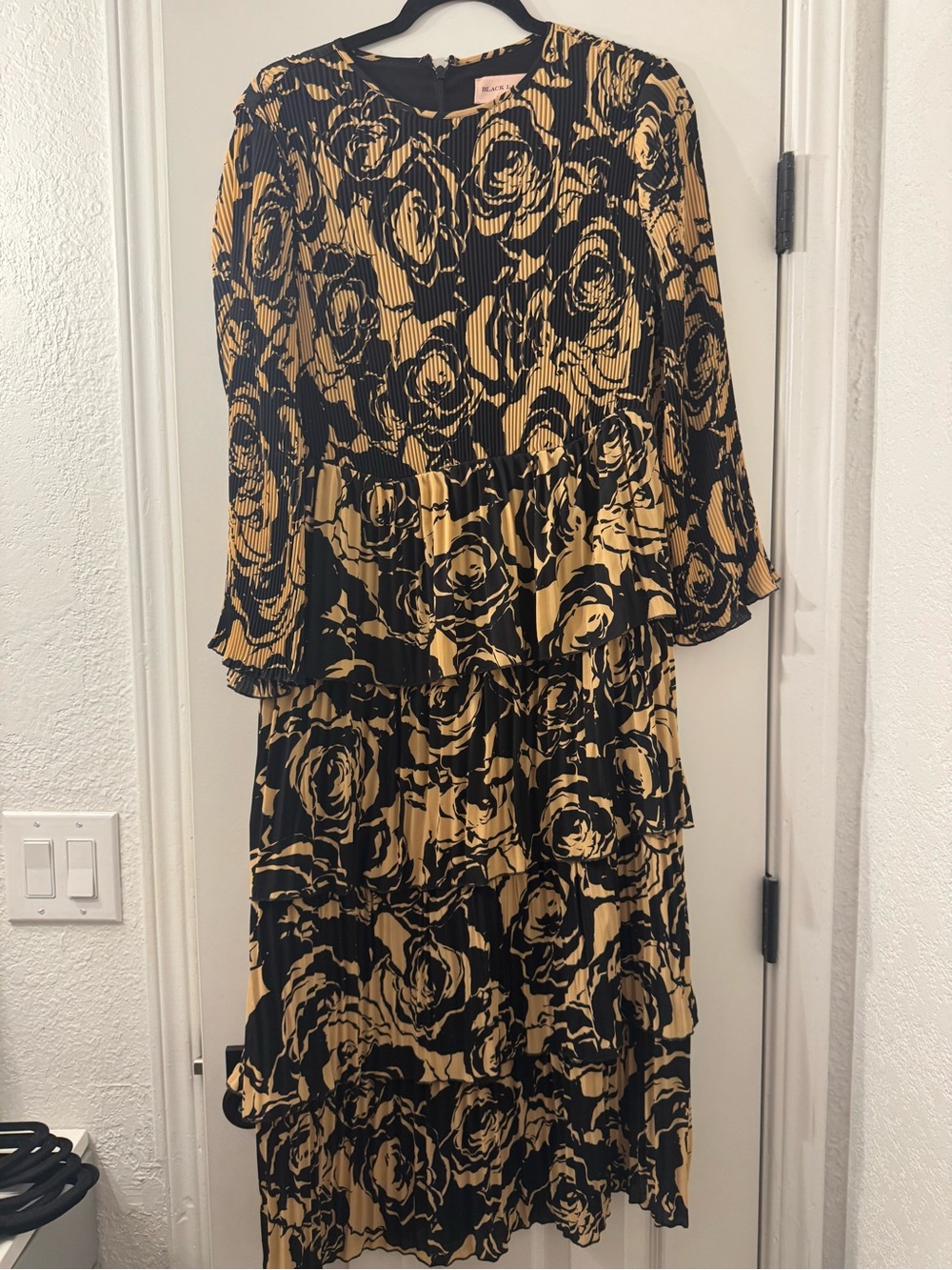 Chico's Black and Gold Floral Pleated Maxi Dress